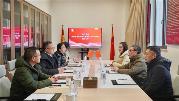 益阳市司法局党组书记、局长曾戈彬一行莅临湘军麓和所调研指导